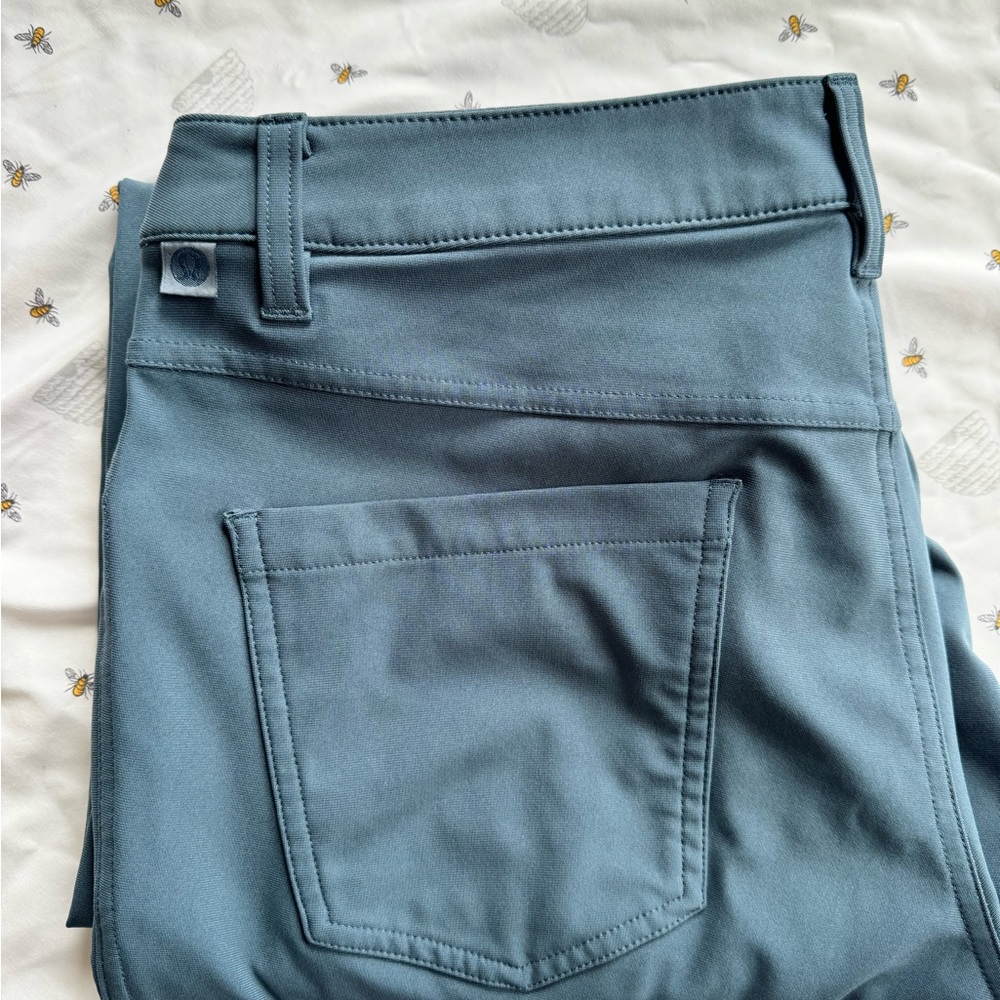 Lululemon 5 pocket ABC classic 31 blue Pant